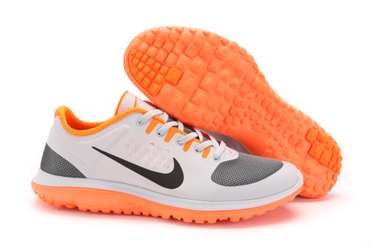 Nike Fs Lite Run Chaussures De Course Libre Blanc Noir Orange